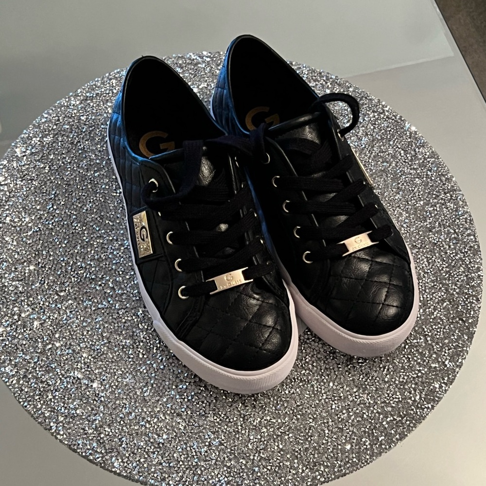 G by Guess Sneakers Black - Size 7